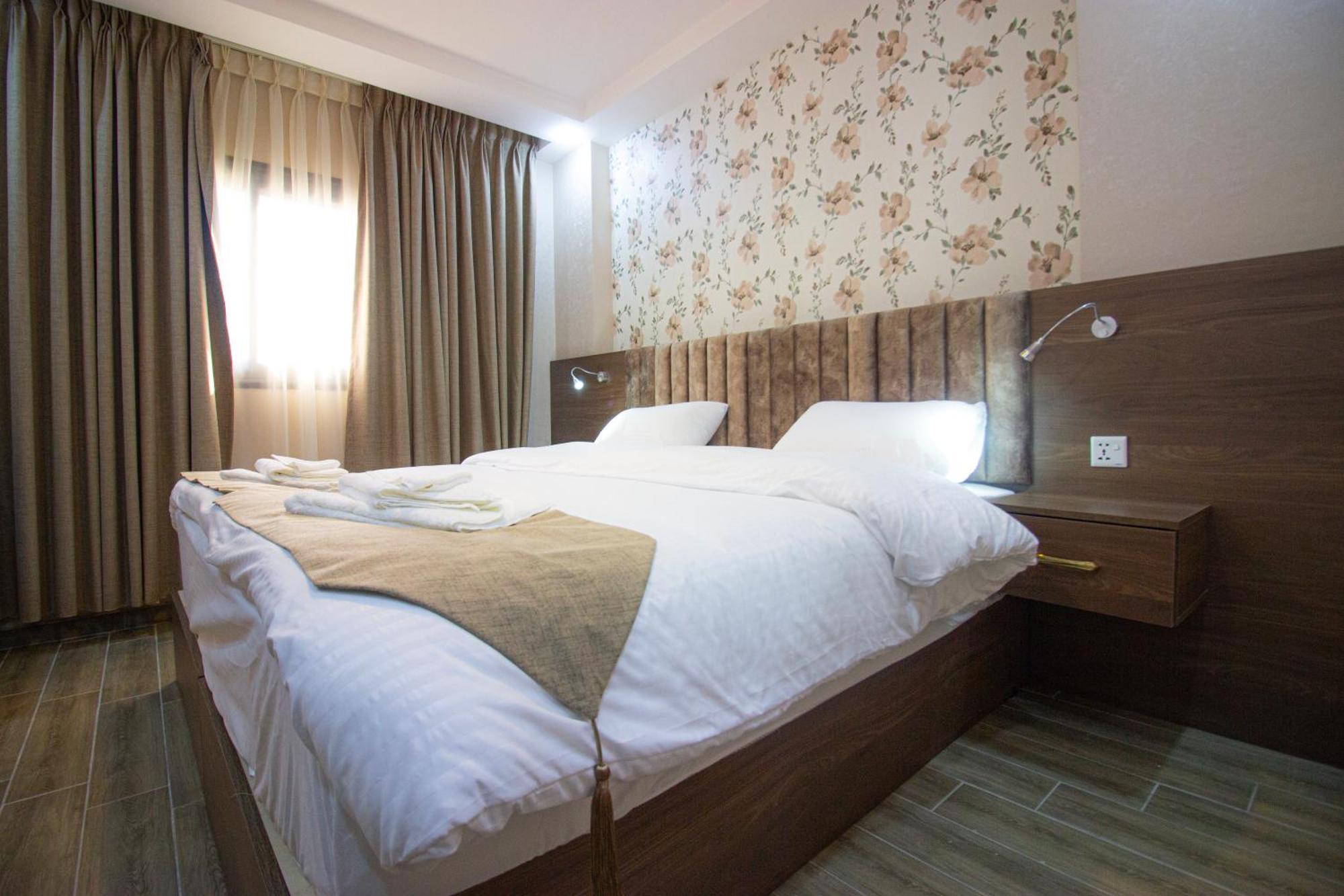 Beirut Hotel 2 New Amman Exterior foto